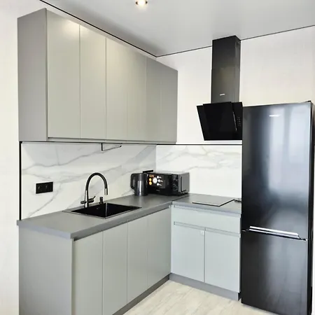 Apartment на марсельській 62 в жк острова, 1 спальня та кухня-студія