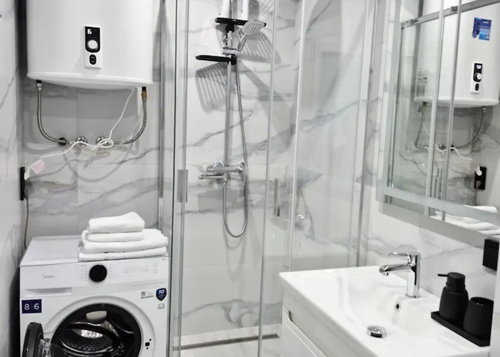 на марсельській 62 в жк острова, 1 спальня та кухня-студія Apartment *