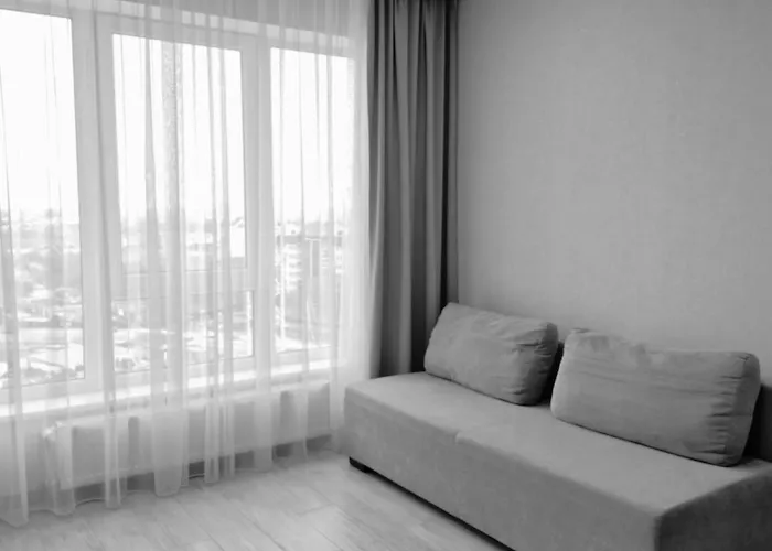 на марсельській 62 в жк острова, 1 спальня та кухня-студія Apartment *